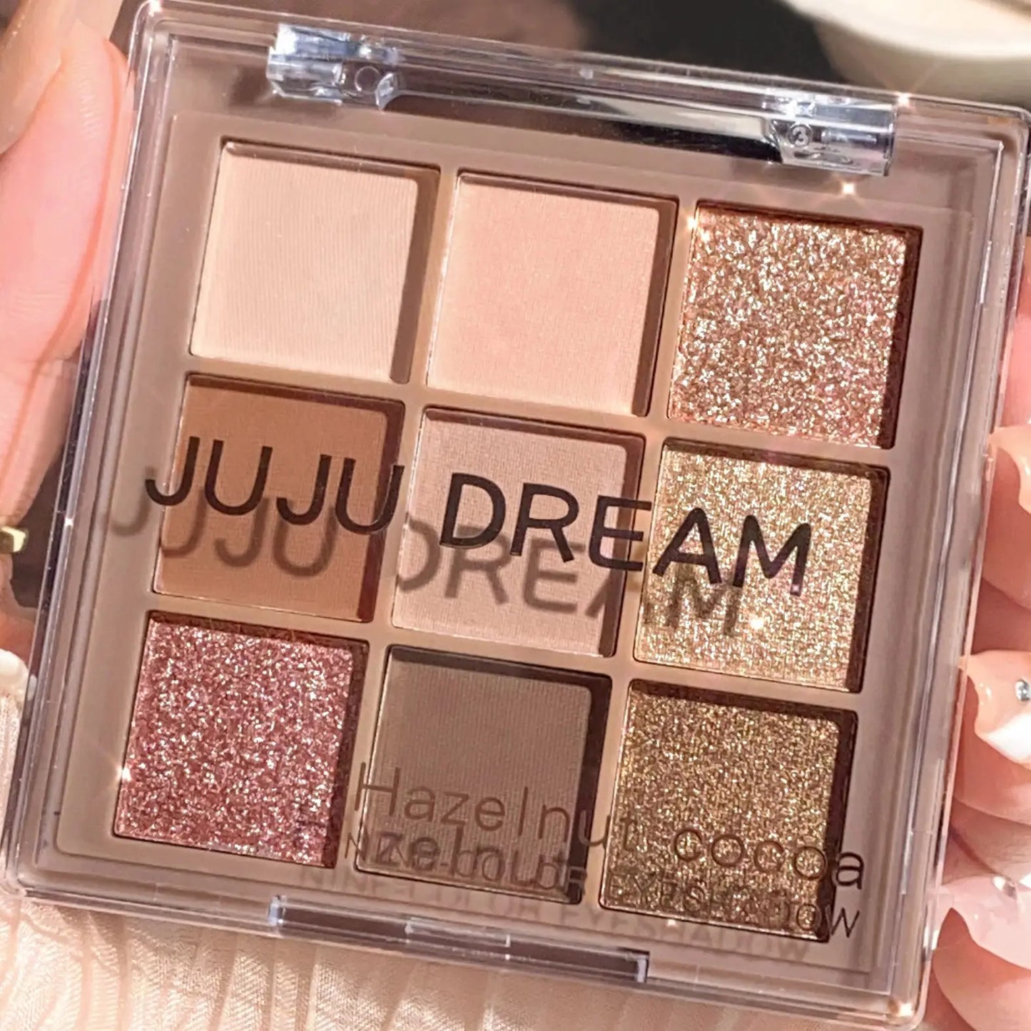 Luxurious 9 color eyeshadow palette